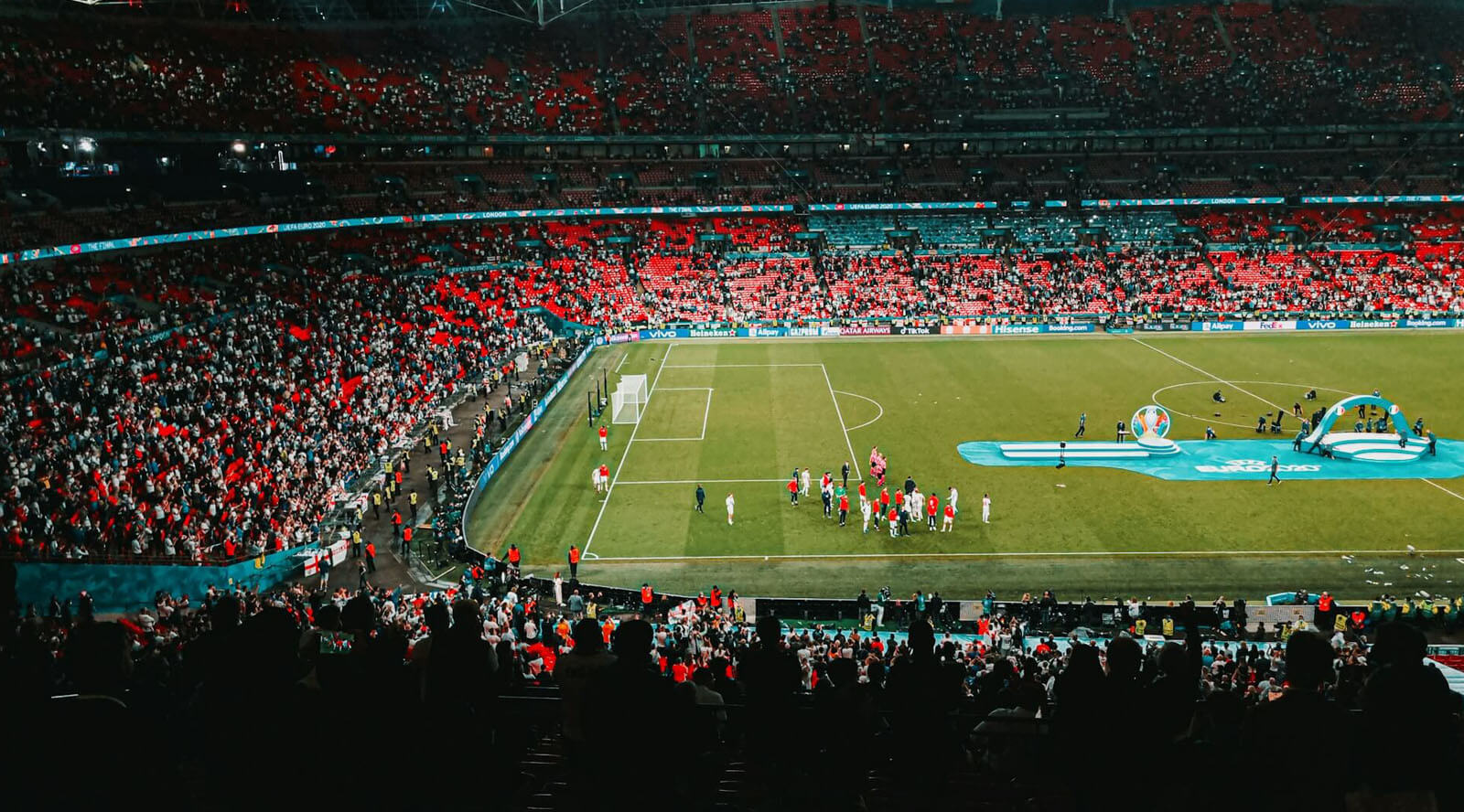 隆戈透露,勒沃库森热,盼签下佳夫,世界杯赛程,2026世界杯,比赛时间,场地信息,赛事动态